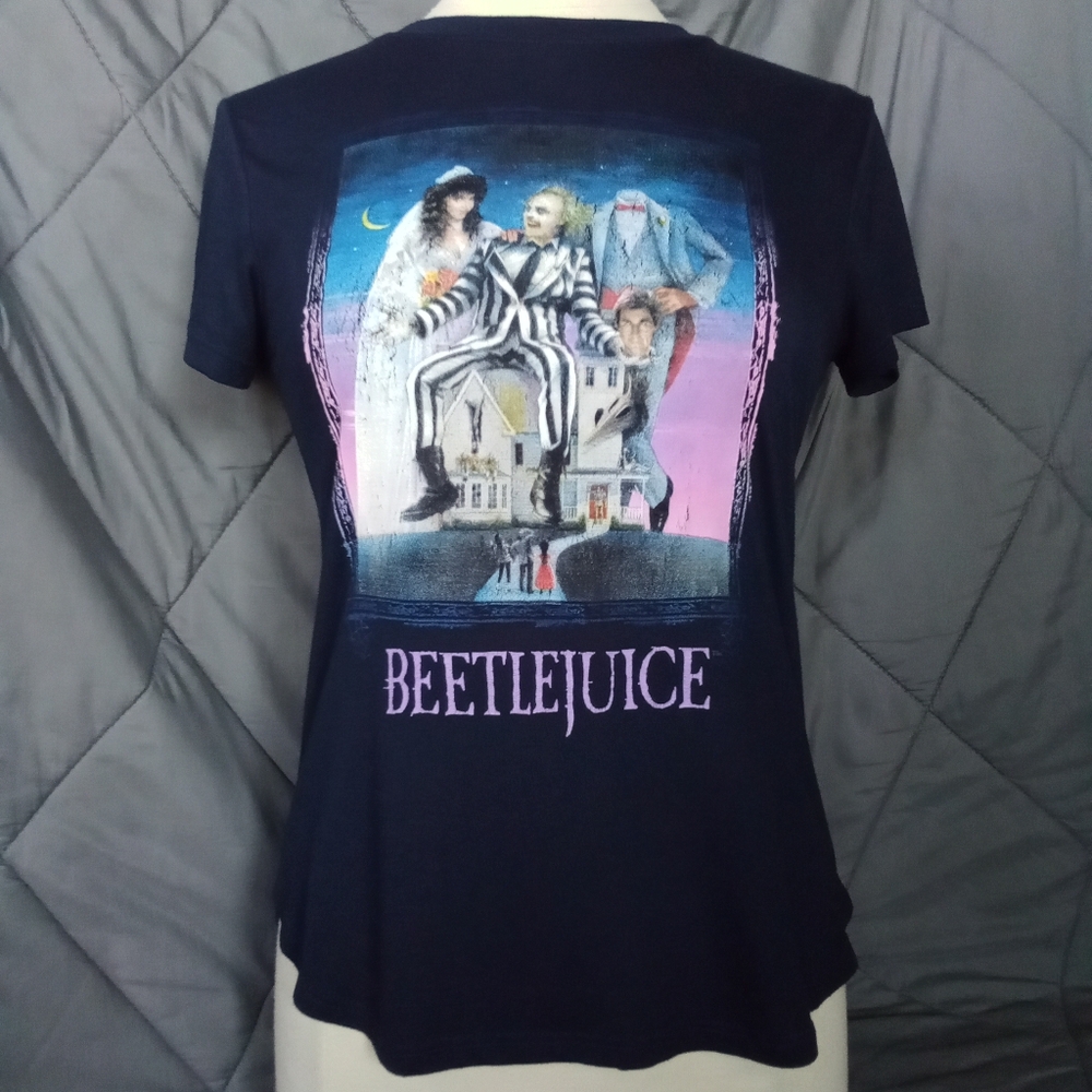 Women's Beetlejuice Rounded High Low Hem Navy Blue Graphic Print T-shirt